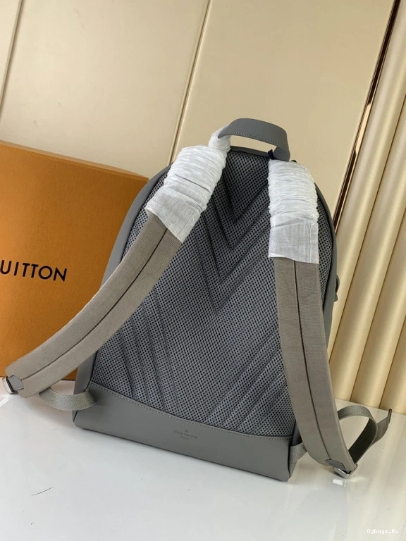 LOUIS TAKEOFF VUITTON BACKPACK 0601